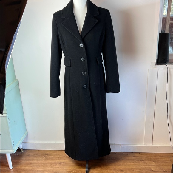 Isaac Mizrahi Jackets & Blazers - Wool and Cashmere Black Long Coat from Isaac Mizrahi